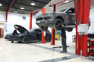 بهترین تعمیرگاه پورشه