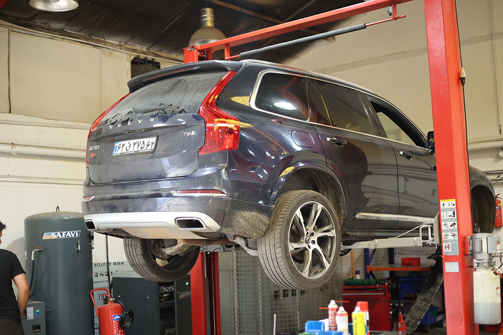 فروش لوازم یدکی ولوو xc60